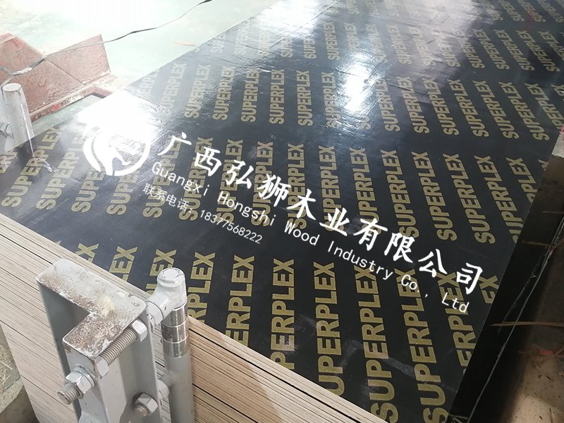 构筑覆膜模板几多钱