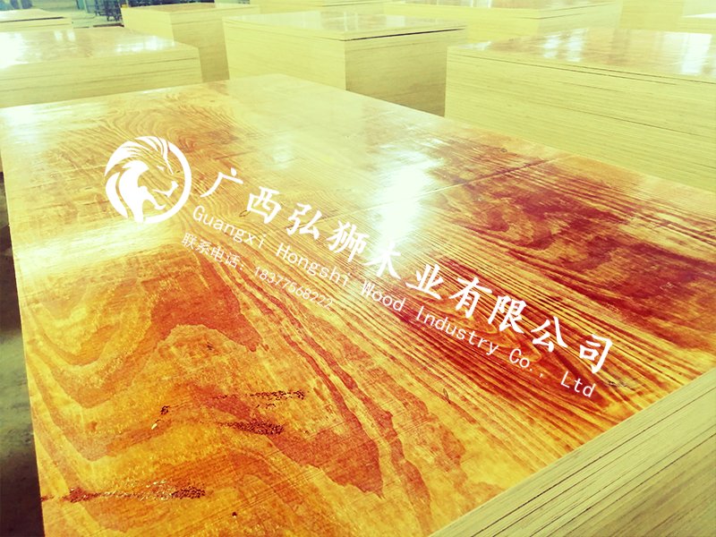 若何分辨构筑模板的质量差距